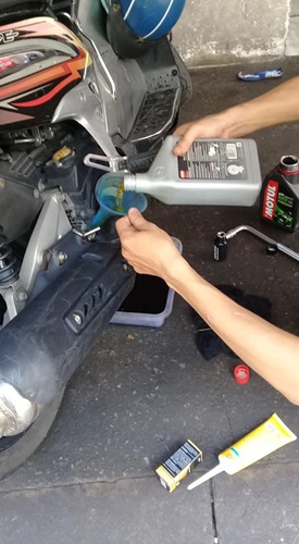 nên mua dầu nhớt tốt ở đâu